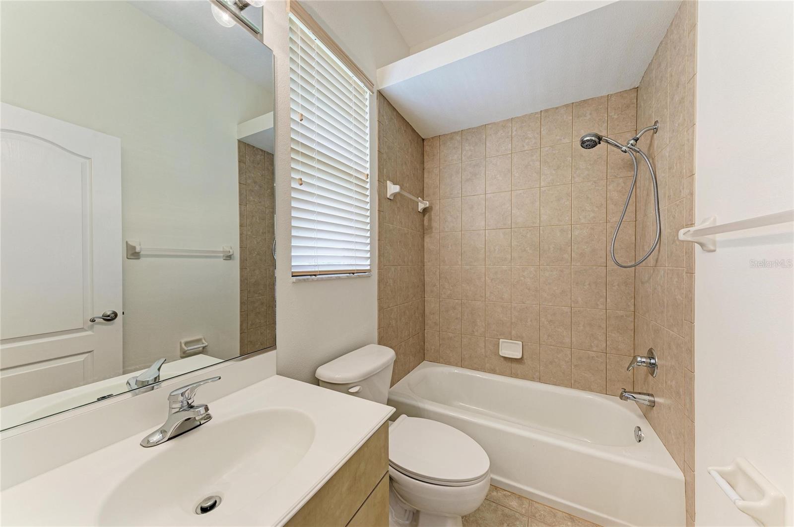 5605 LAKE PADDOCK CIR, PARRISH, FL, 34219