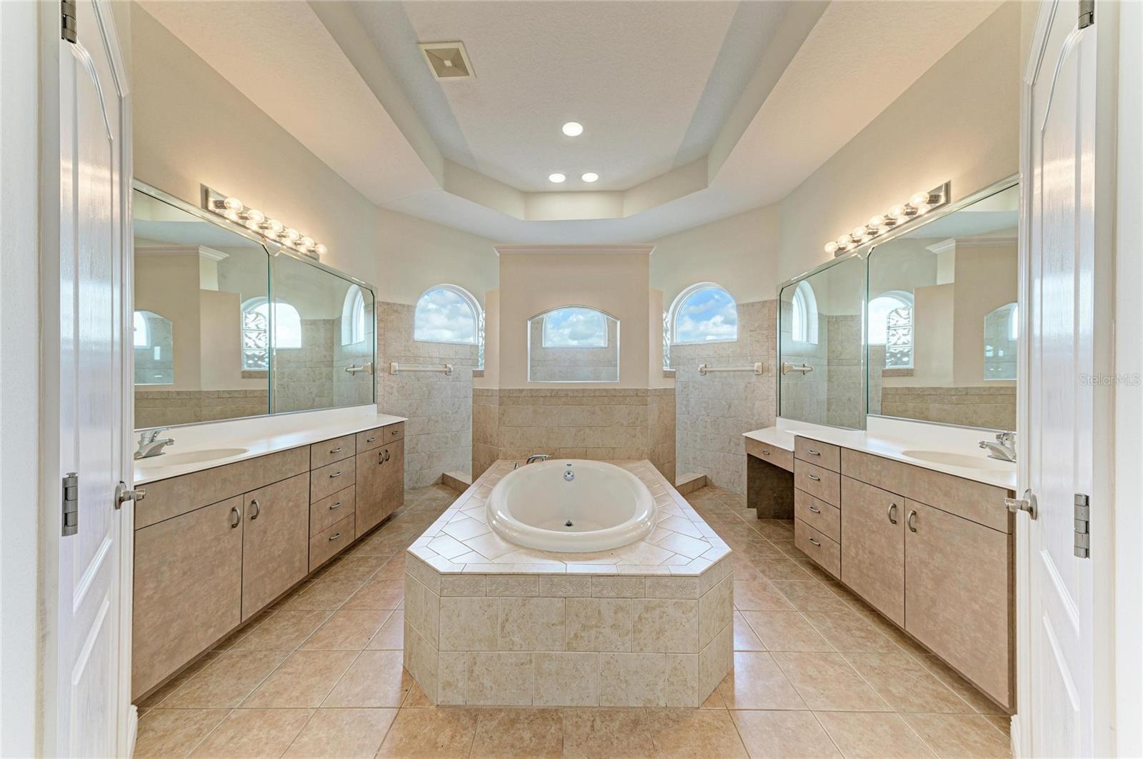 5605 LAKE PADDOCK CIR, PARRISH, FL, 34219