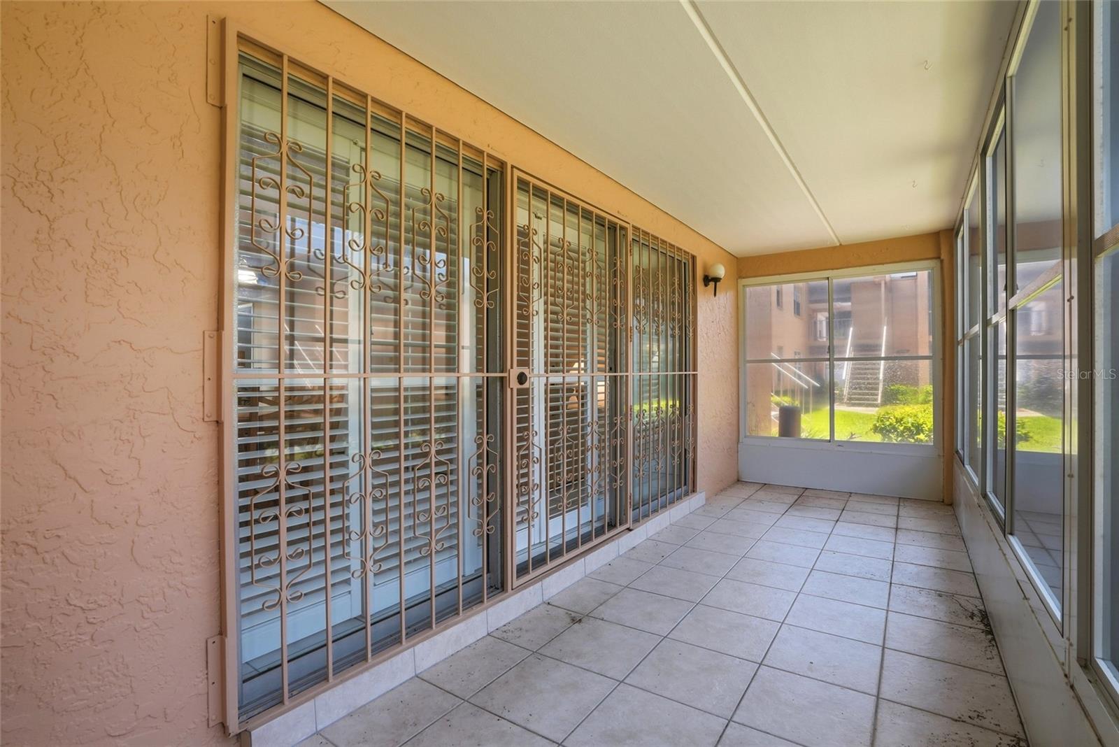 4715 CHRISTA CT #335, TAMPA, FL, 33614