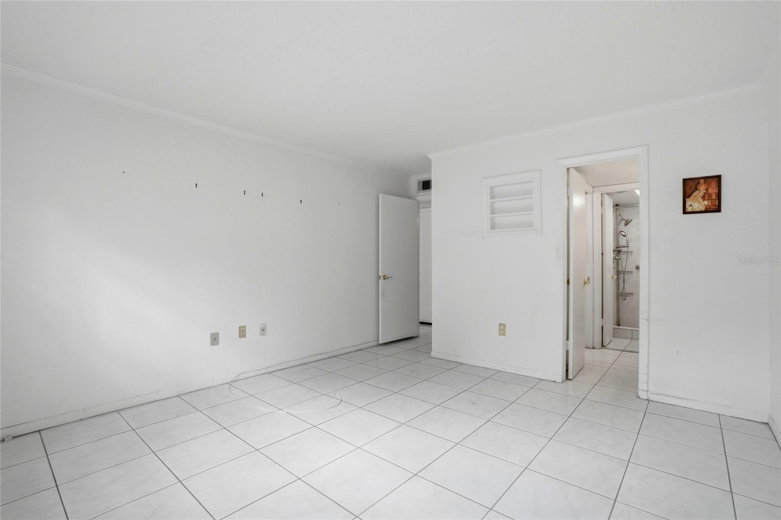 4715 CHRISTA CT #335, TAMPA, FL, 33614