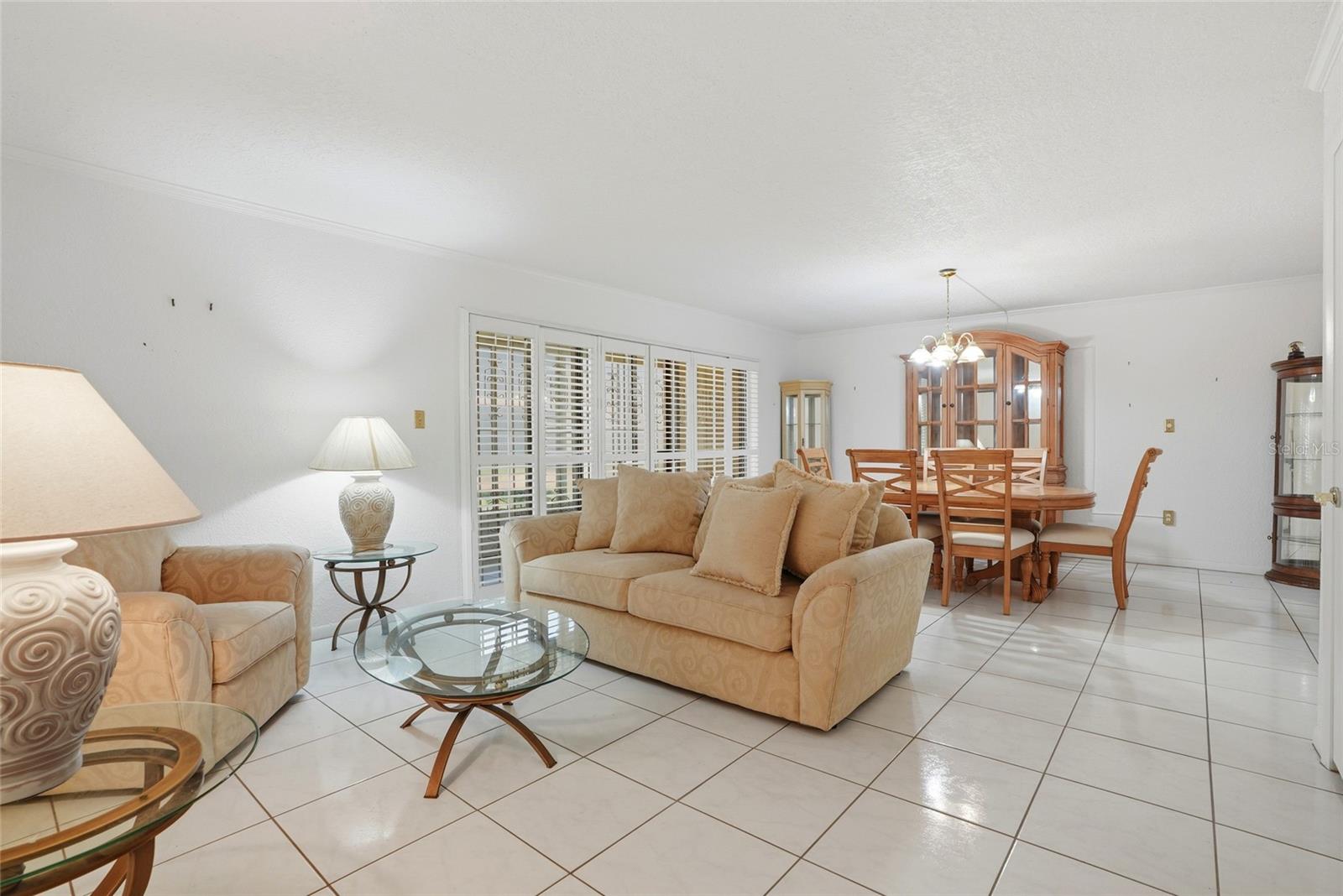 4715 CHRISTA CT #335, TAMPA, FL, 33614