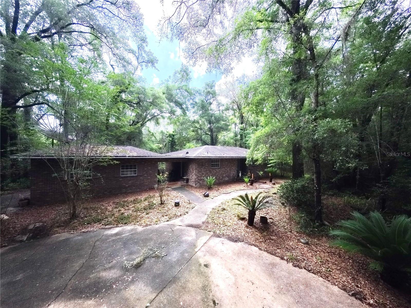 221 SW 138TH TER, NEWBERRY, FL, 32669
