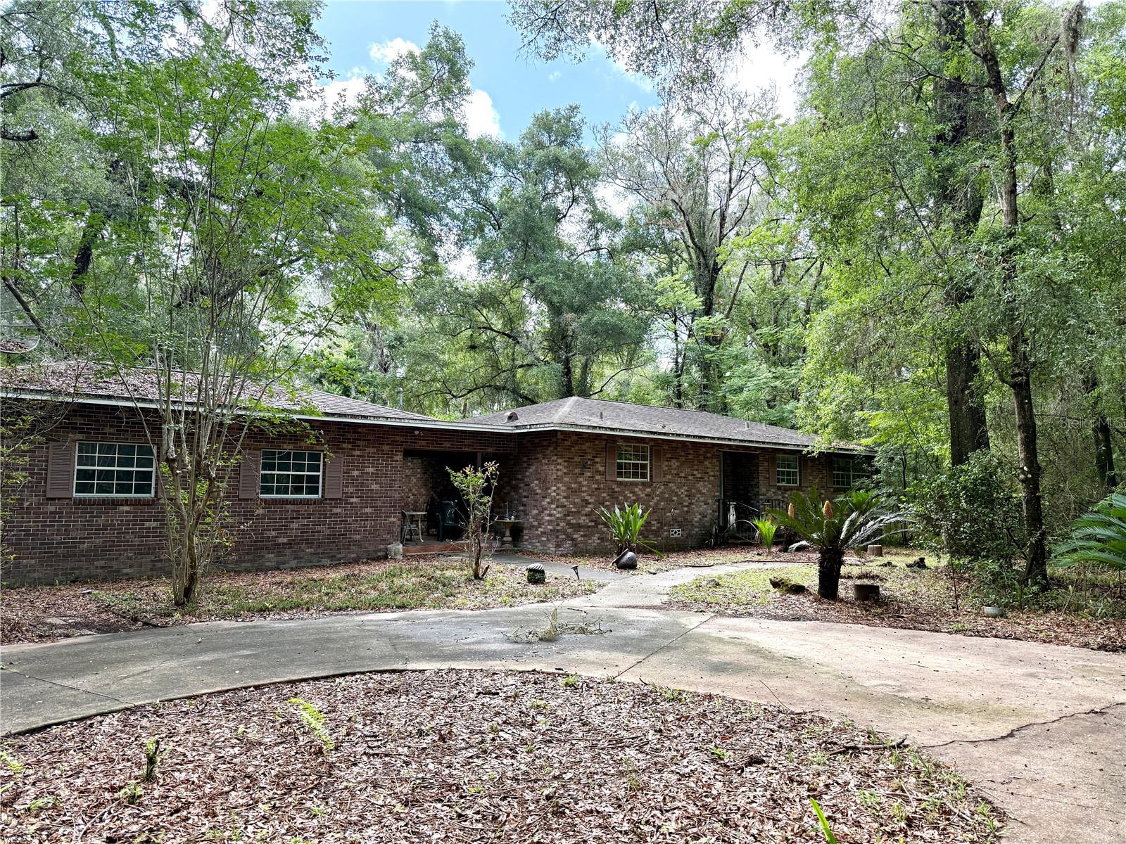 221 SW 138TH TER, NEWBERRY, FL, 32669