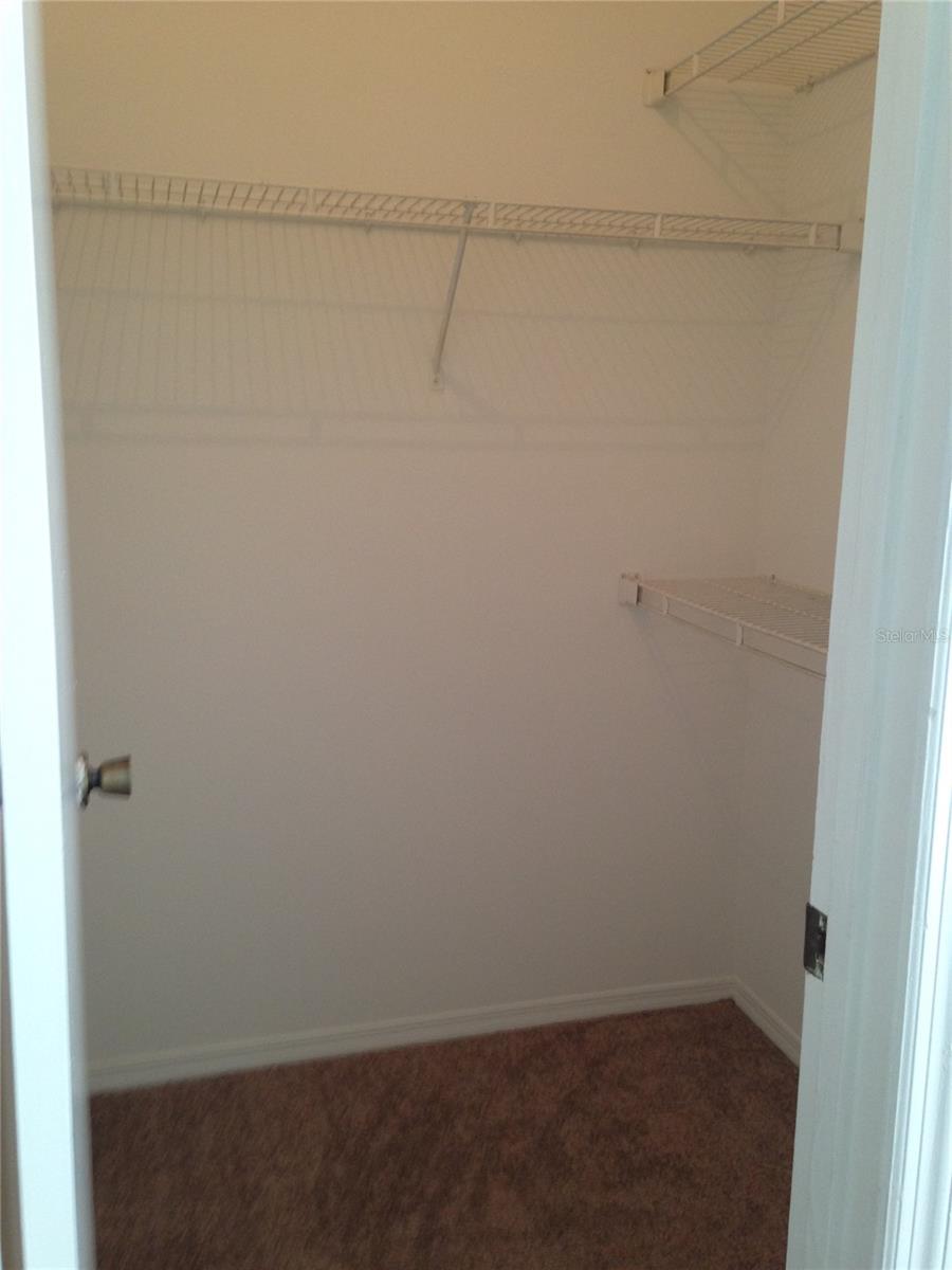 11355 REGAL SQUARE DR, TAMPA, FL, 33617