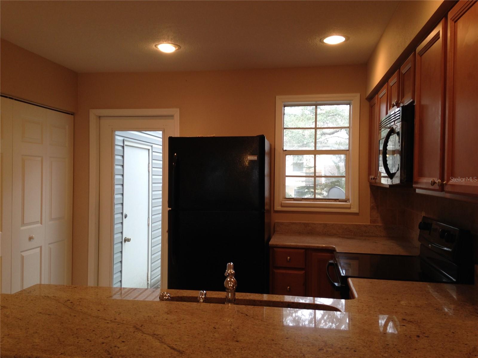 11355 REGAL SQUARE DR, TAMPA, FL, 33617