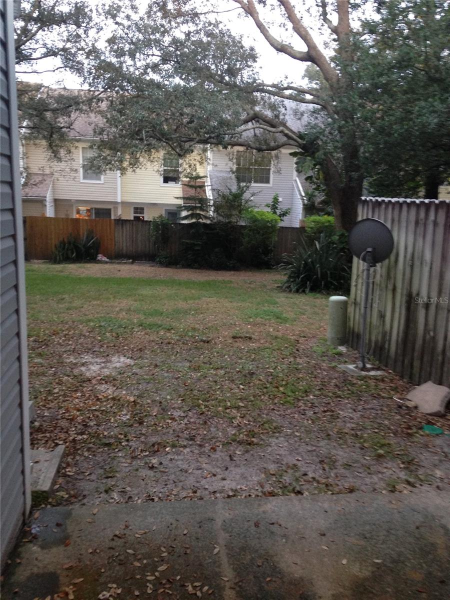 11355 REGAL SQUARE DR, TAMPA, FL, 33617