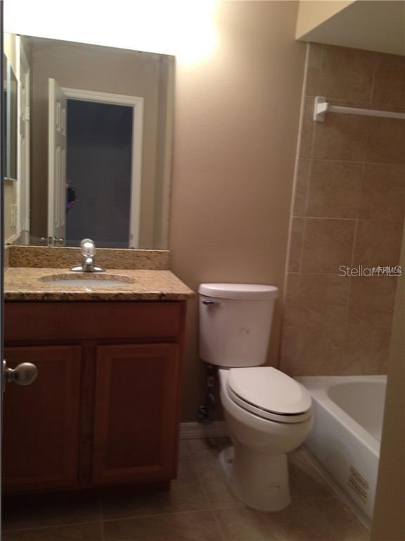 11355 REGAL SQUARE DR, TAMPA, FL, 33617