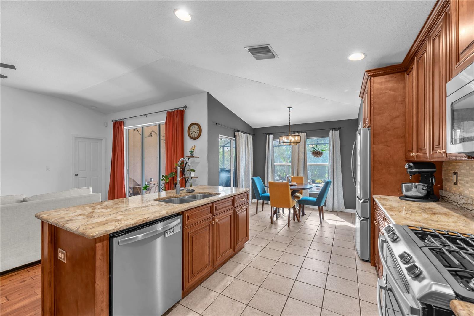 16316 BRIDGEGLADE LN, LITHIA, FL, 33547