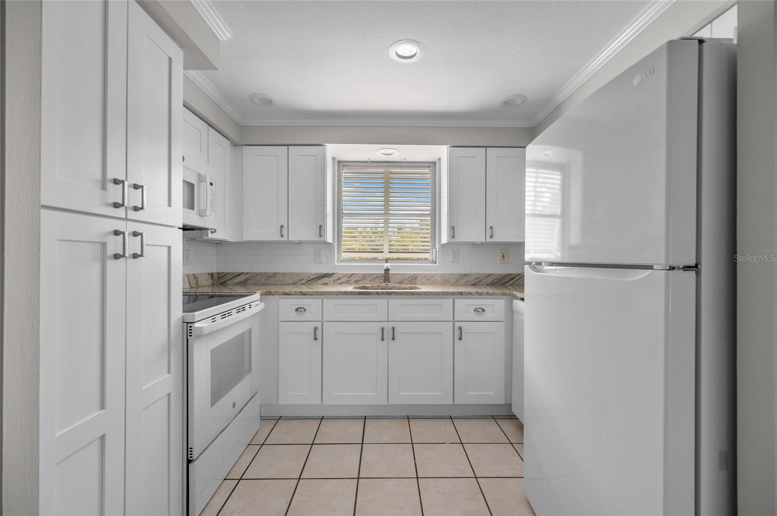 2480 MANASOTA BEACH RD, ENGLEWOOD, FL, 34223