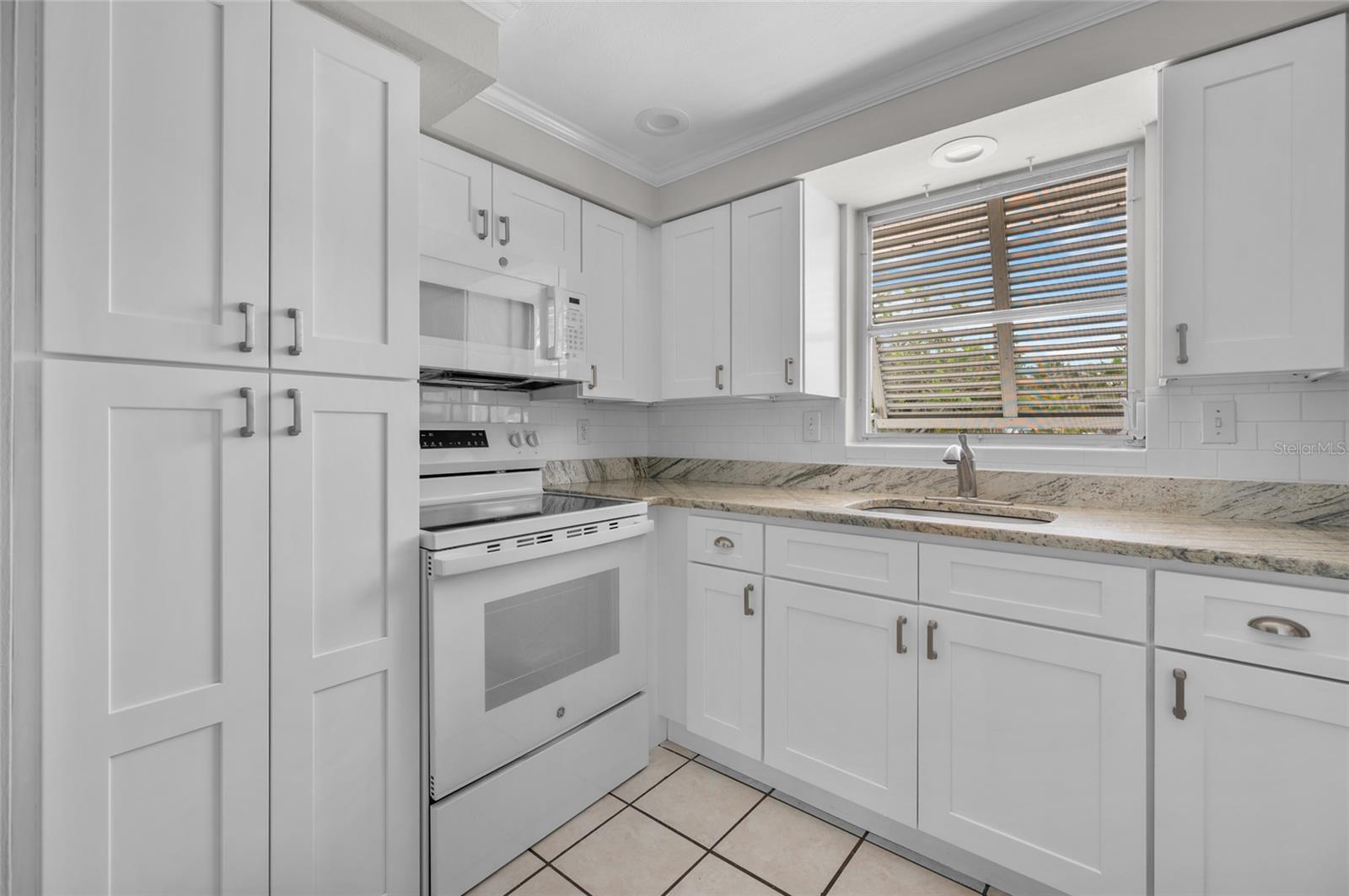 2480 MANASOTA BEACH RD, ENGLEWOOD, FL, 34223
