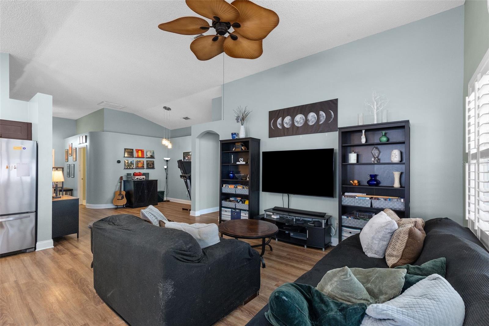 8606 FAWN CREEK DR, TAMPA, FL, 33626
