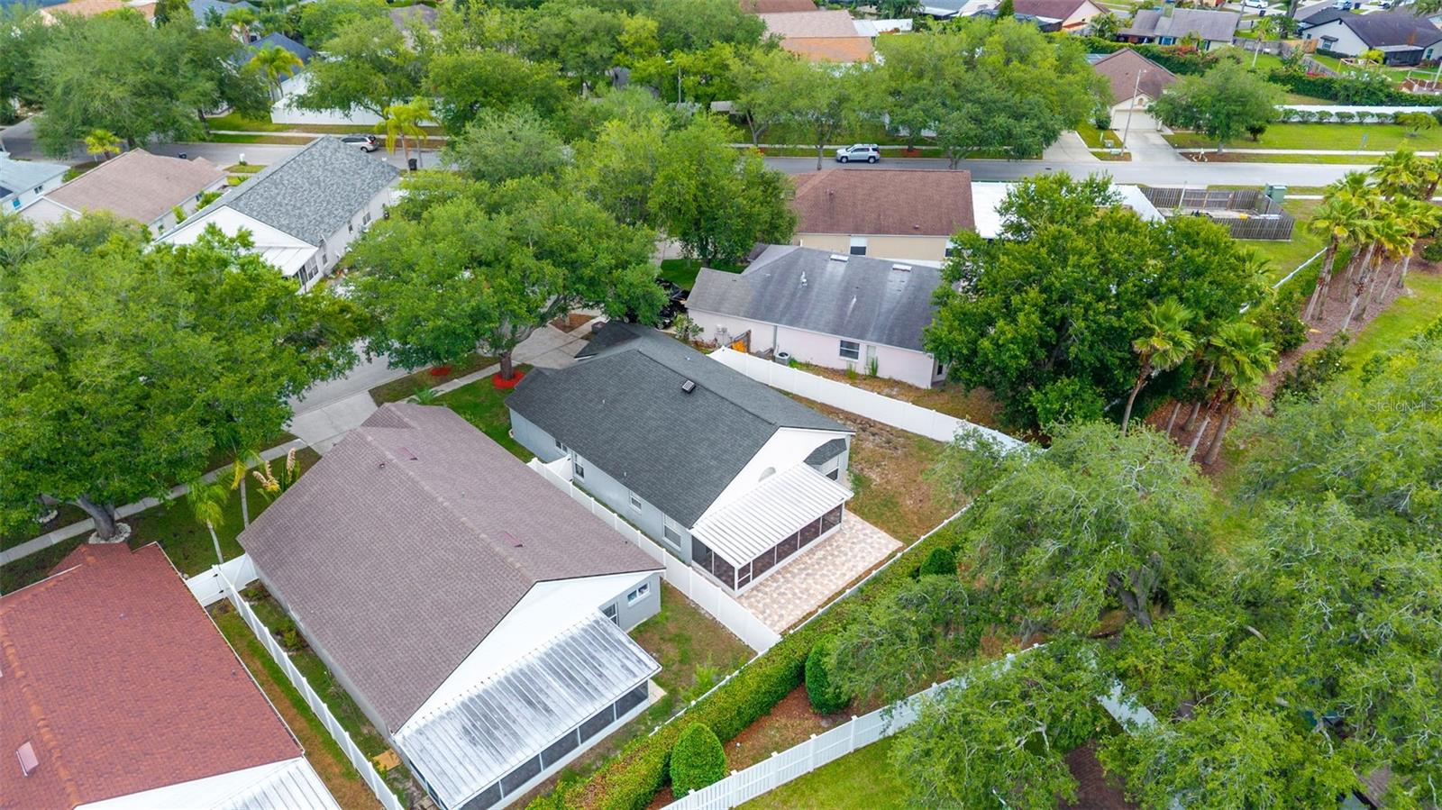 8606 FAWN CREEK DR, TAMPA, FL, 33626