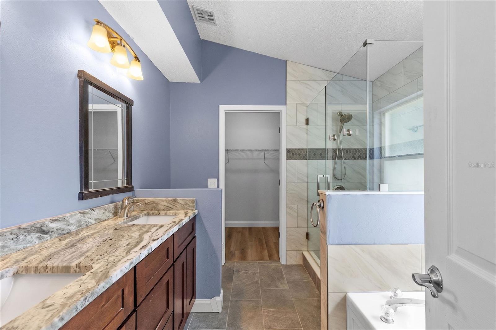 8606 FAWN CREEK DR, TAMPA, FL, 33626