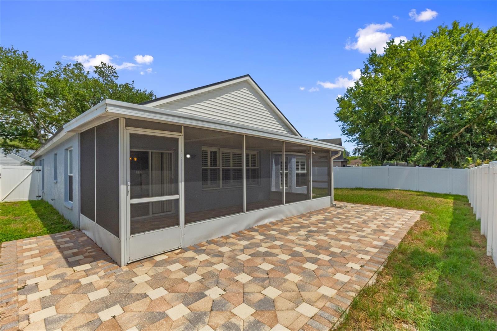 8606 FAWN CREEK DR, TAMPA, FL, 33626