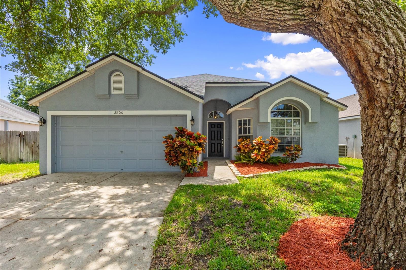 8606 FAWN CREEK DR, TAMPA, FL, 33626