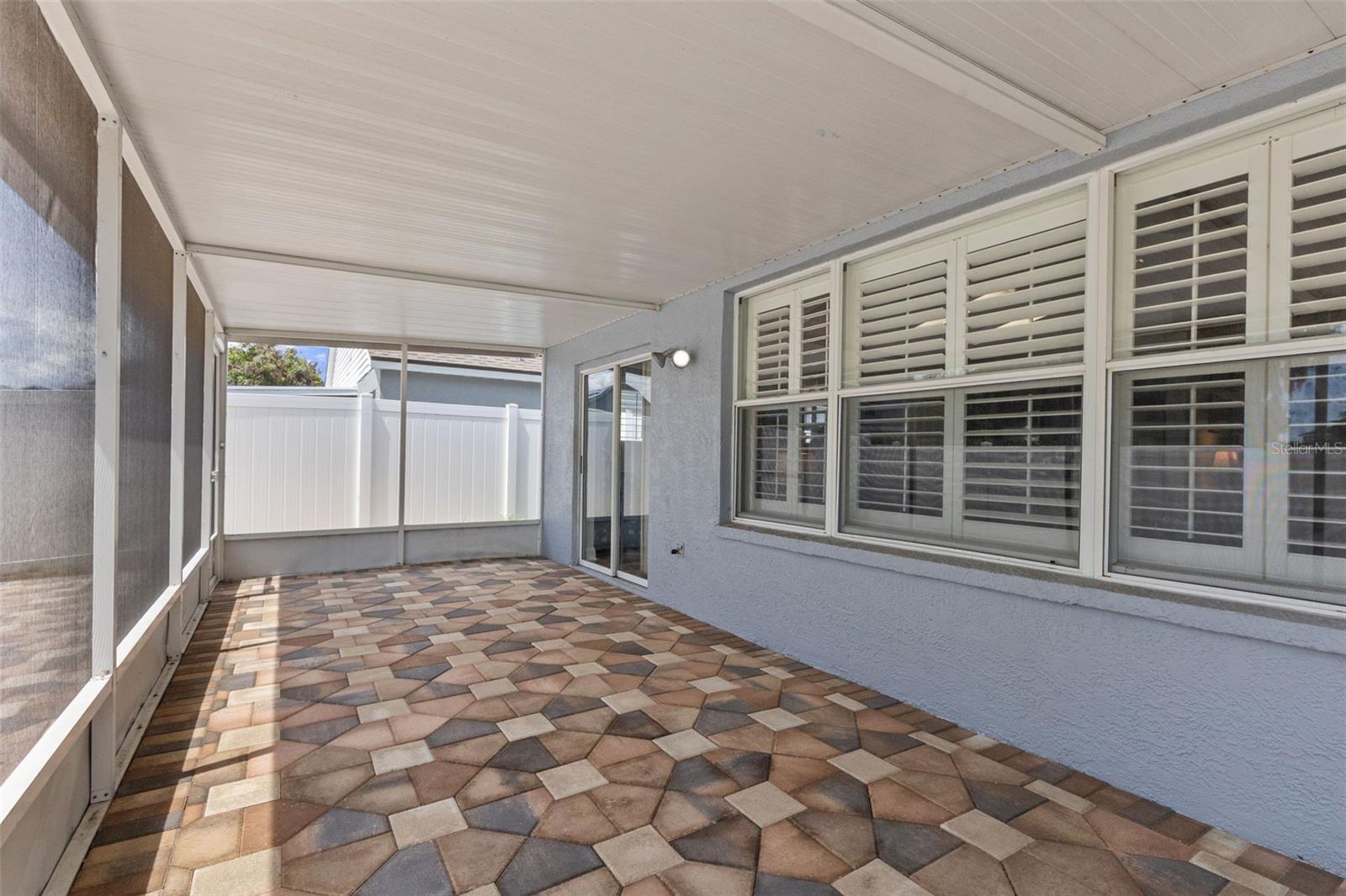 8606 FAWN CREEK DR, TAMPA, FL, 33626