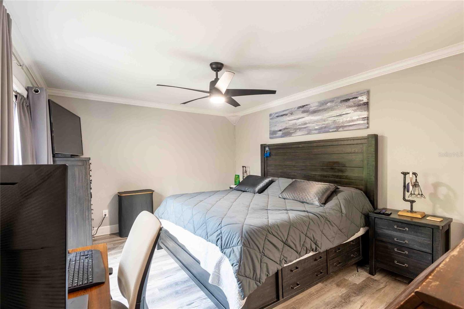 15307 W POND WOODS DR #301, TAMPA, FL, 33618