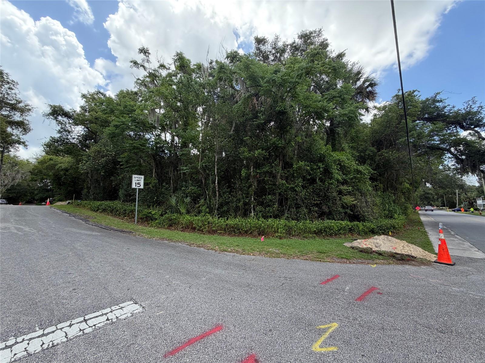 N CLARA AVE, DELAND, FL, 32720