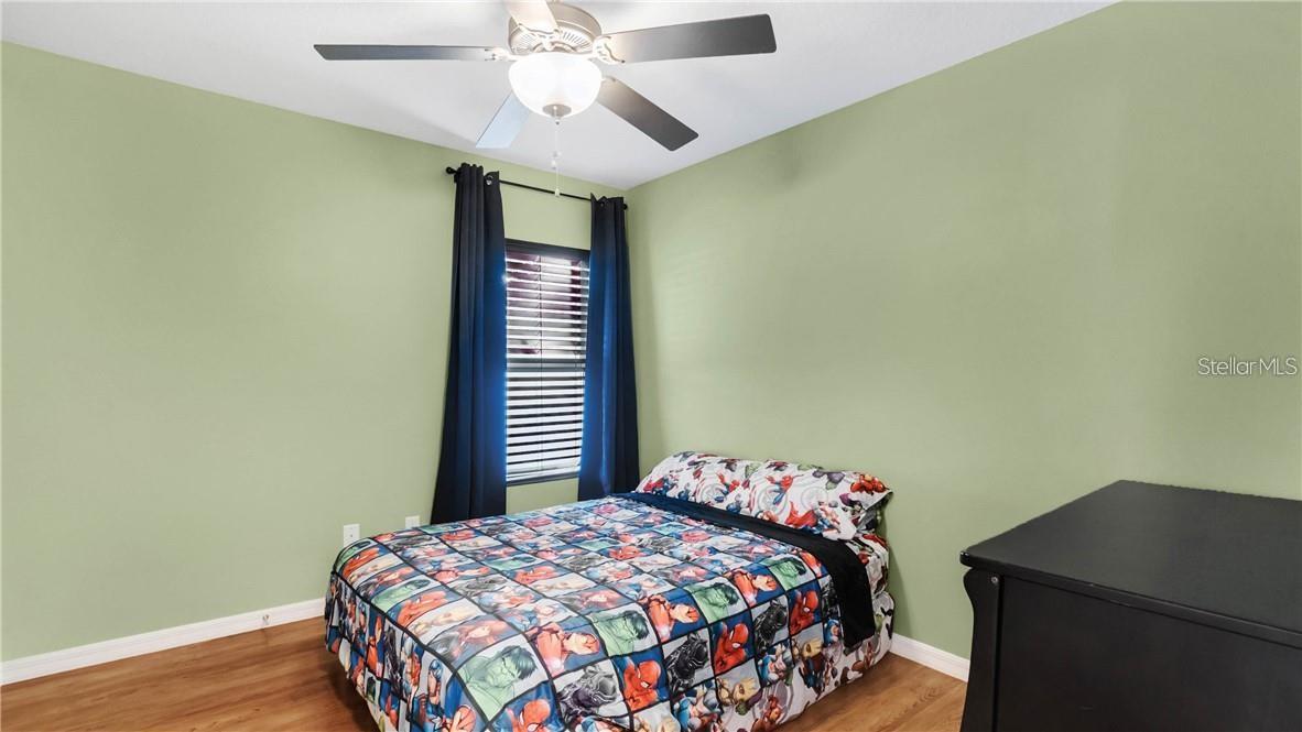 431 MIDWAY AVE, MASCOTTE, FL, 34753
