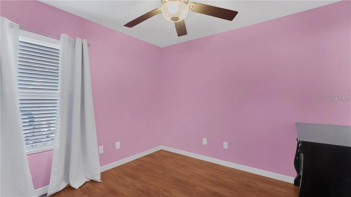 431 MIDWAY AVE, MASCOTTE, FL, 34753