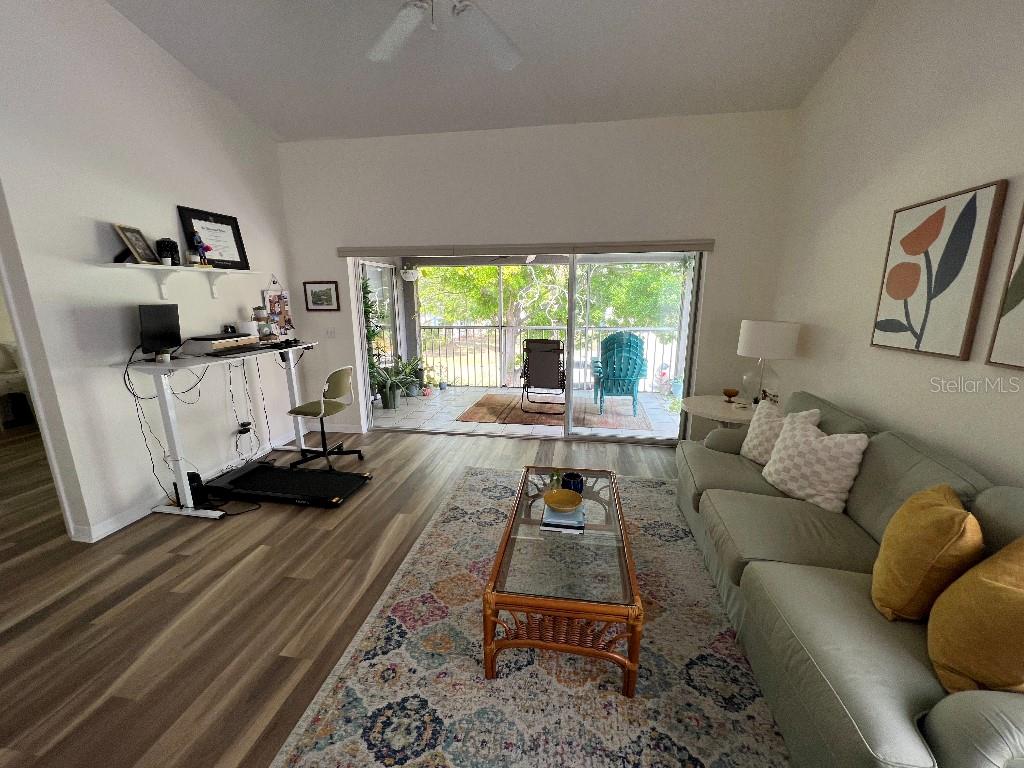 9485 HAMLIN BLVD #8, SEMINOLE, FL, 33776