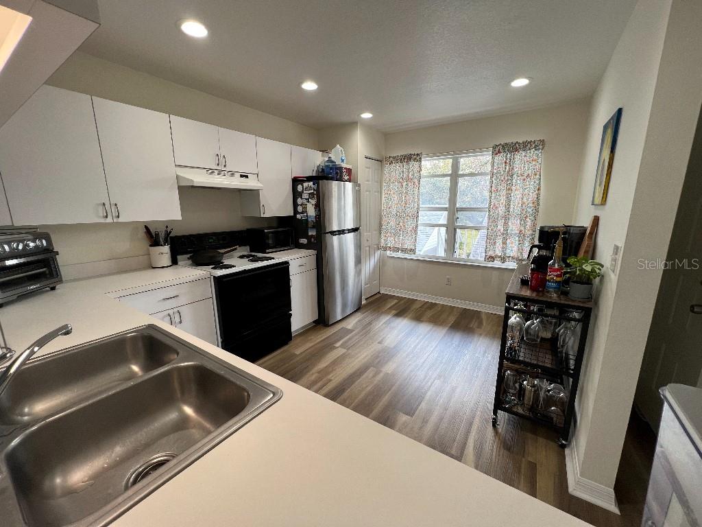 9485 HAMLIN BLVD #8, SEMINOLE, FL, 33776