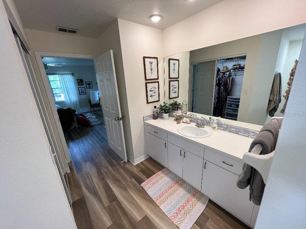 9485 HAMLIN BLVD #8, SEMINOLE, FL, 33776