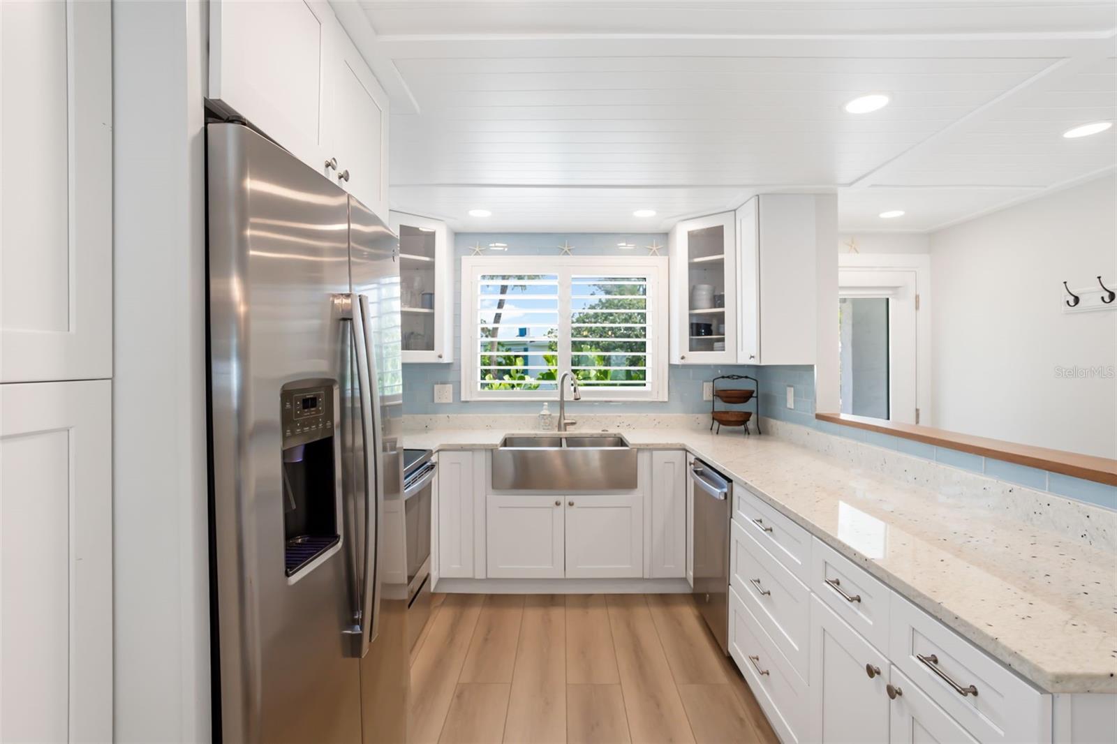 546 SPANISH DR S #122, LONGBOAT KEY, FL, 34228