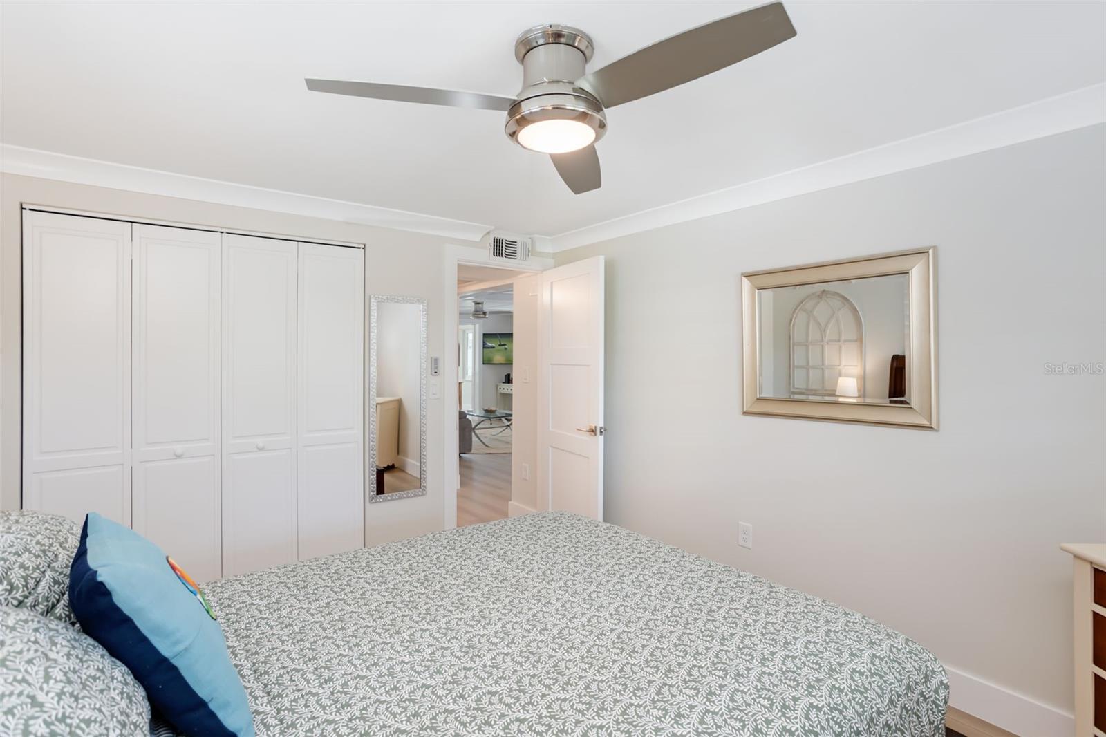 546 SPANISH DR S #122, LONGBOAT KEY, FL, 34228