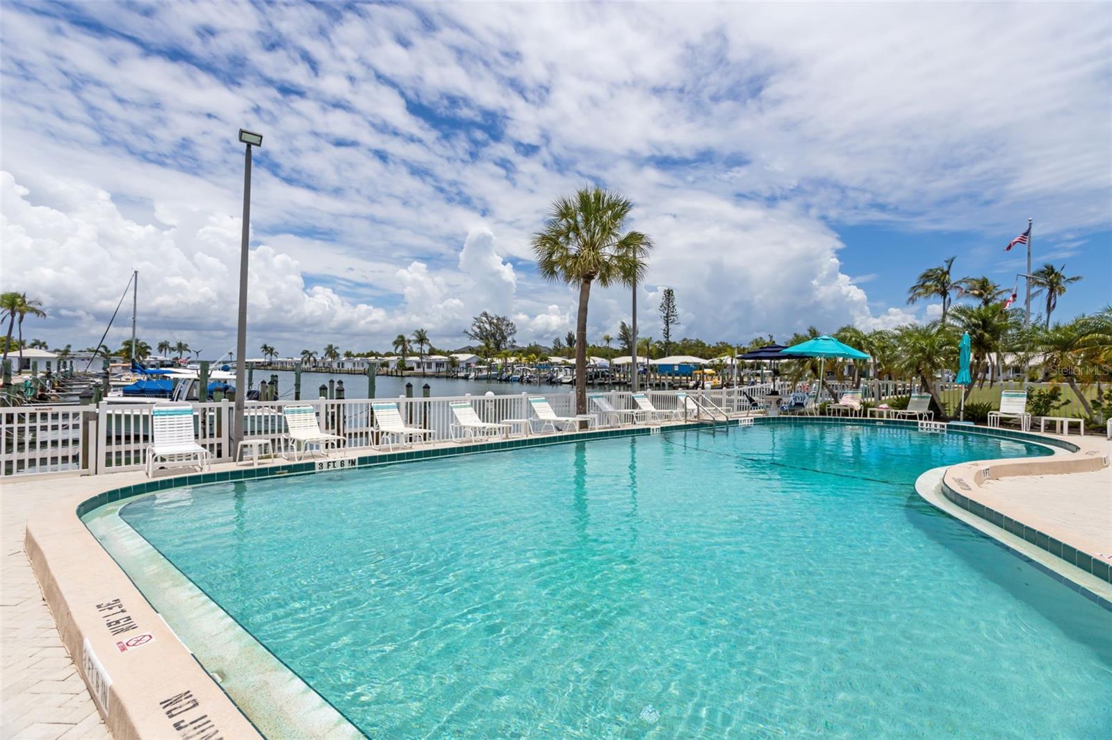 546 SPANISH DR S #122, LONGBOAT KEY, FL, 34228