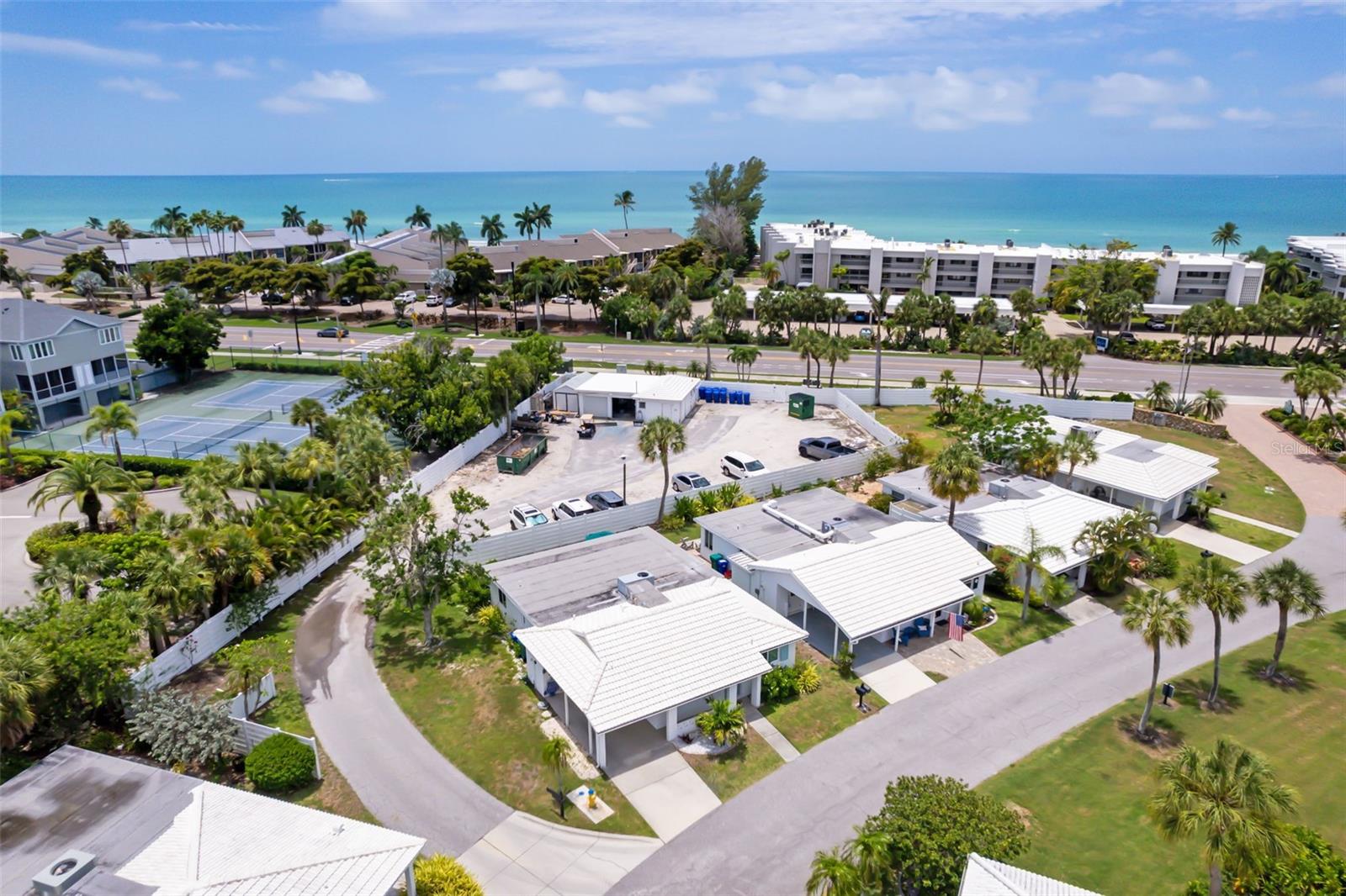 546 SPANISH DR S #122, LONGBOAT KEY, FL, 34228