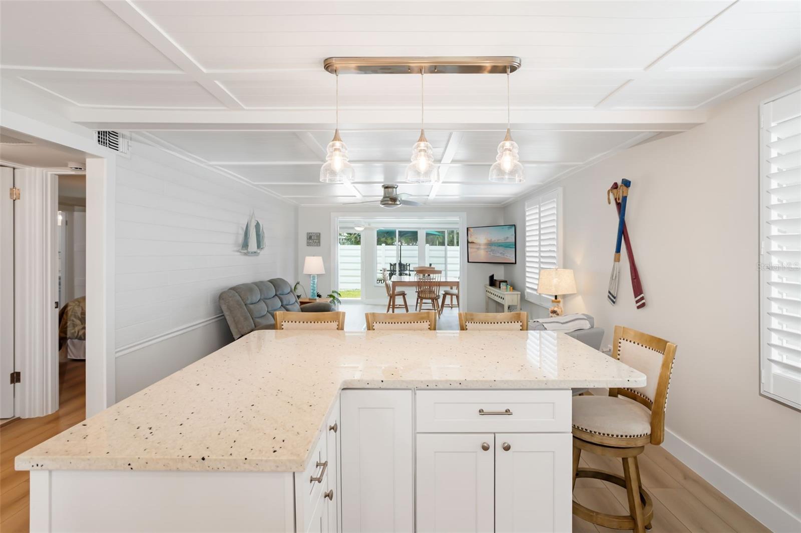 546 SPANISH DR S #122, LONGBOAT KEY, FL, 34228