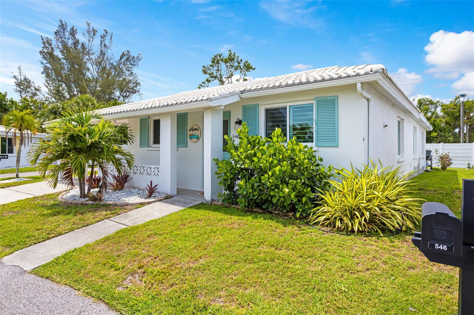 546 SPANISH DR S #122, LONGBOAT KEY, FL, 34228