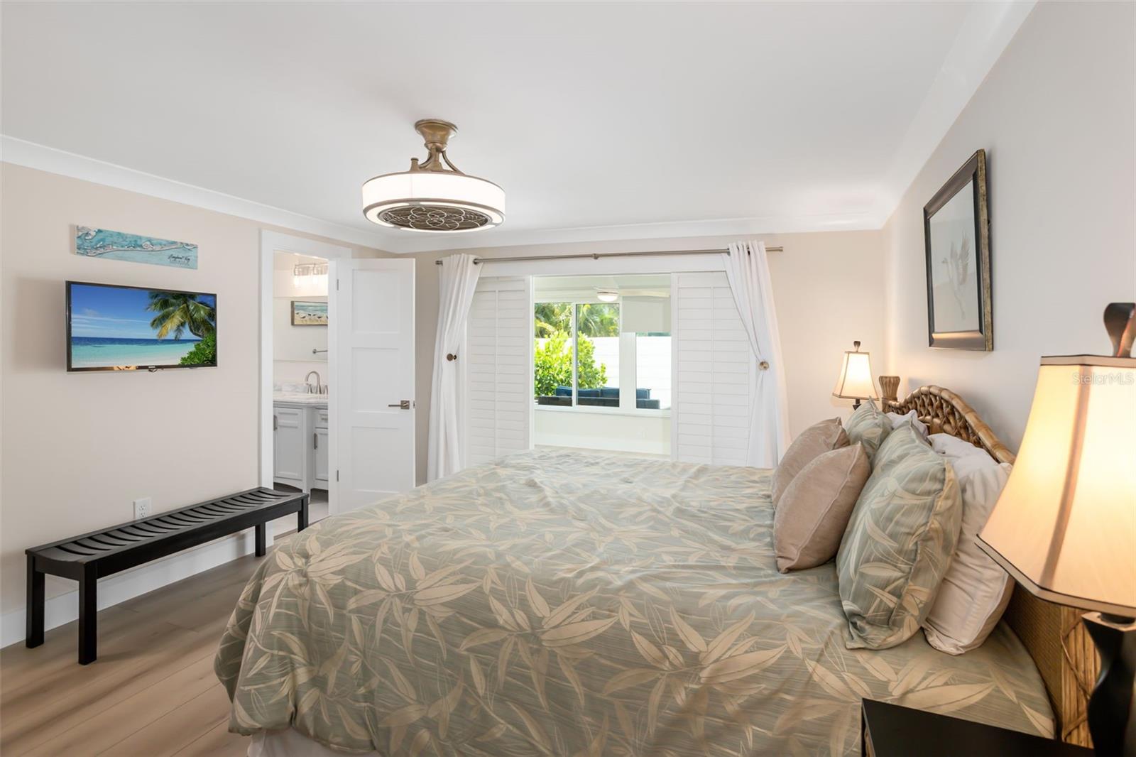 546 SPANISH DR S #122, LONGBOAT KEY, FL, 34228