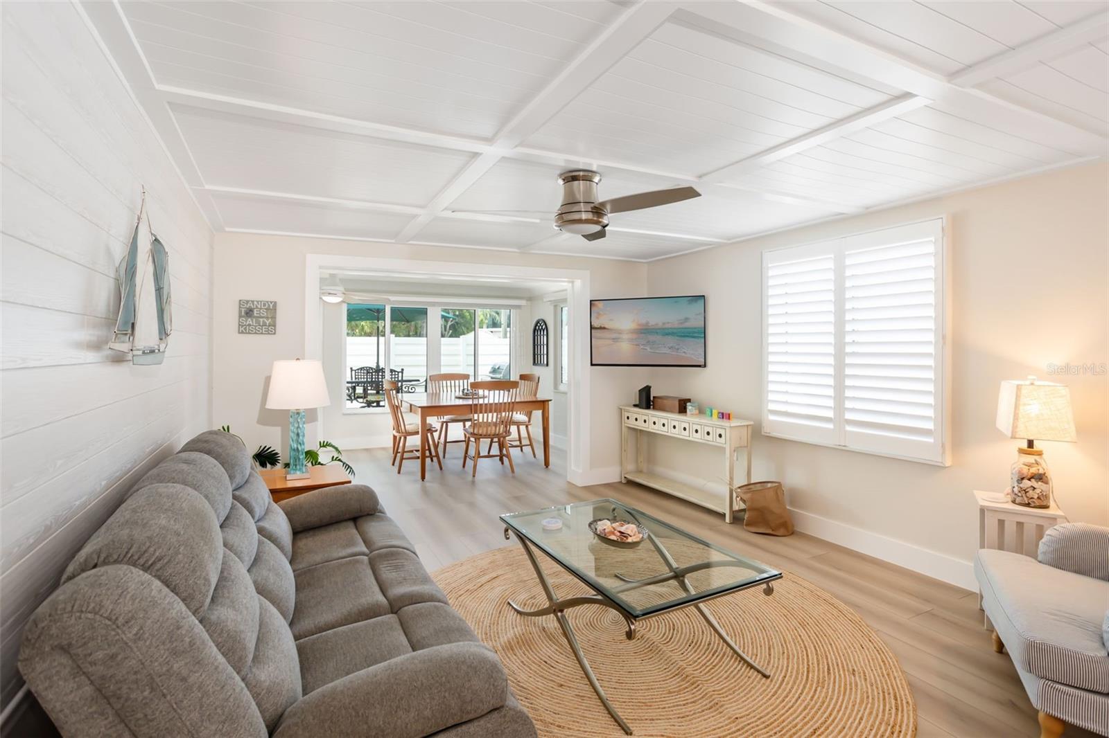 546 SPANISH DR S #122, LONGBOAT KEY, FL, 34228