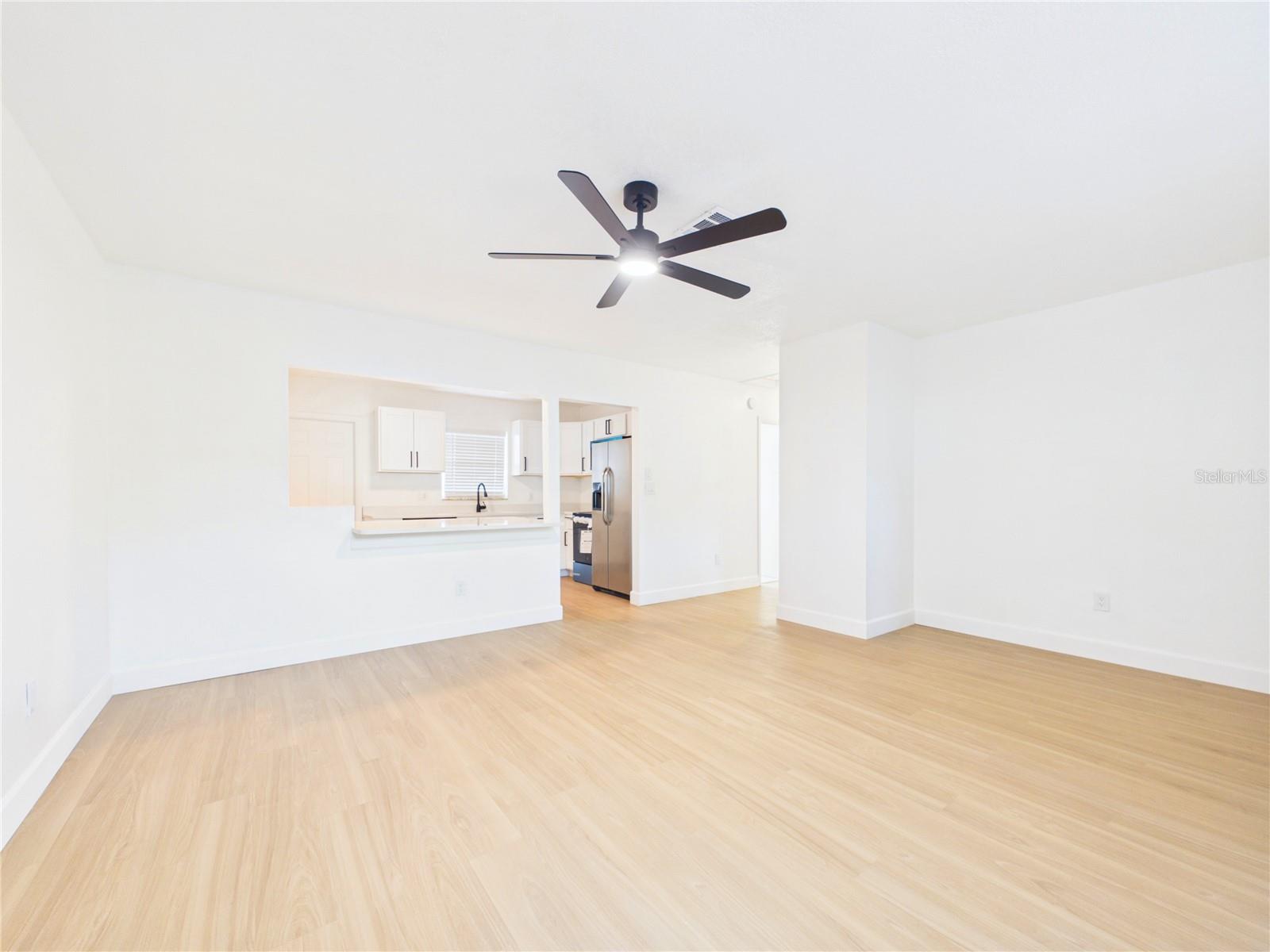 404 6TH AVE NW, LARGO, FL, 33770