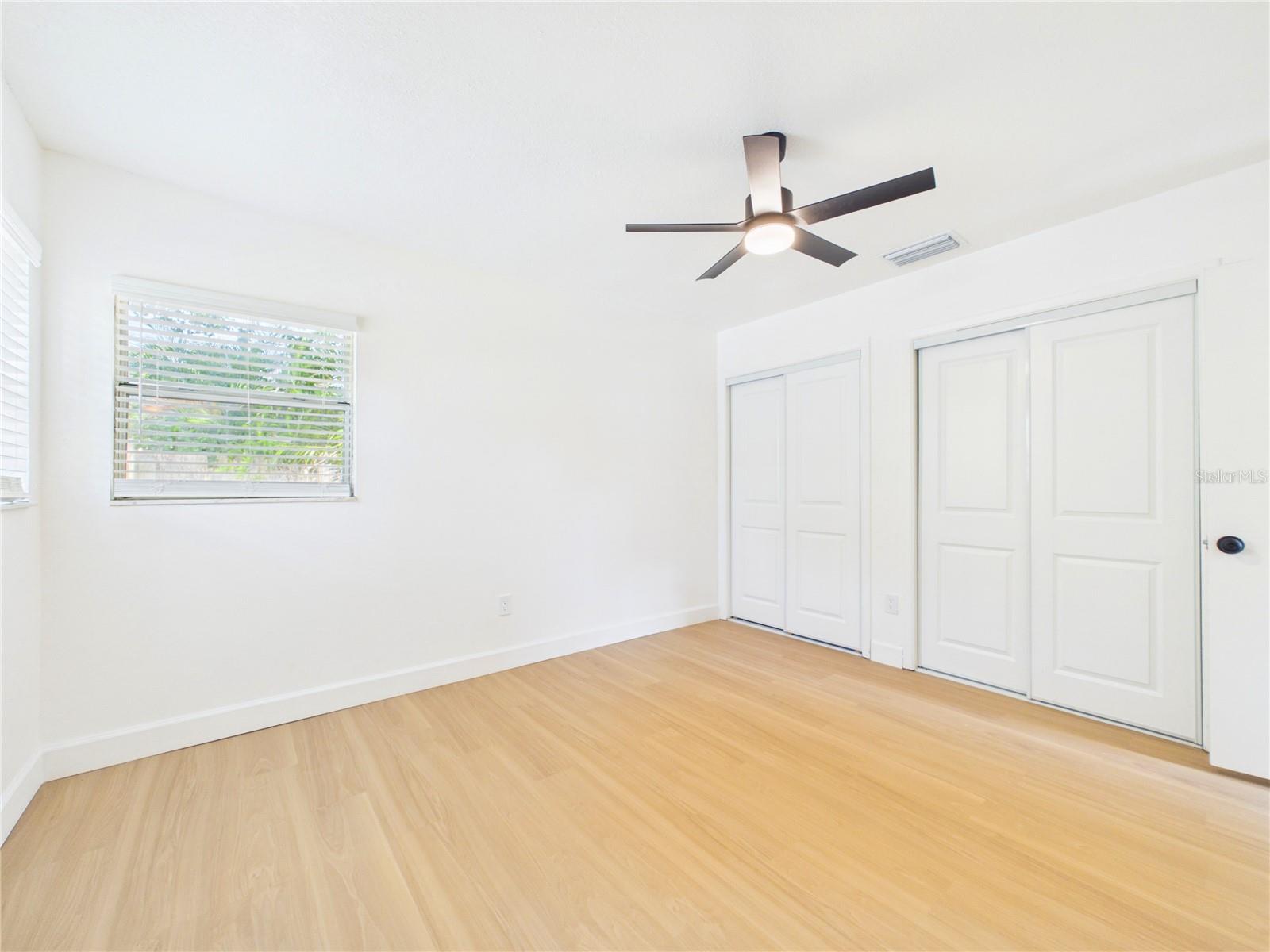 404 6TH AVE NW, LARGO, FL, 33770