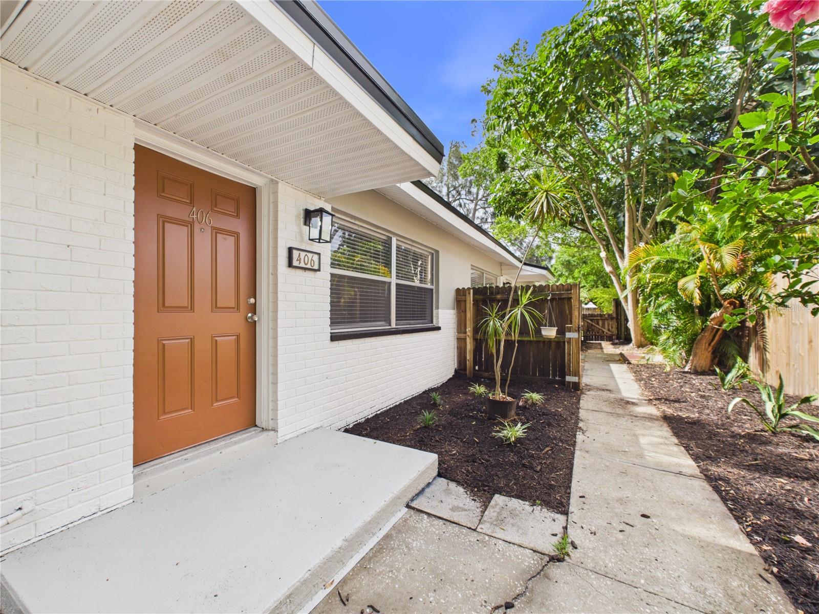 404 6TH AVE NW, LARGO, FL, 33770