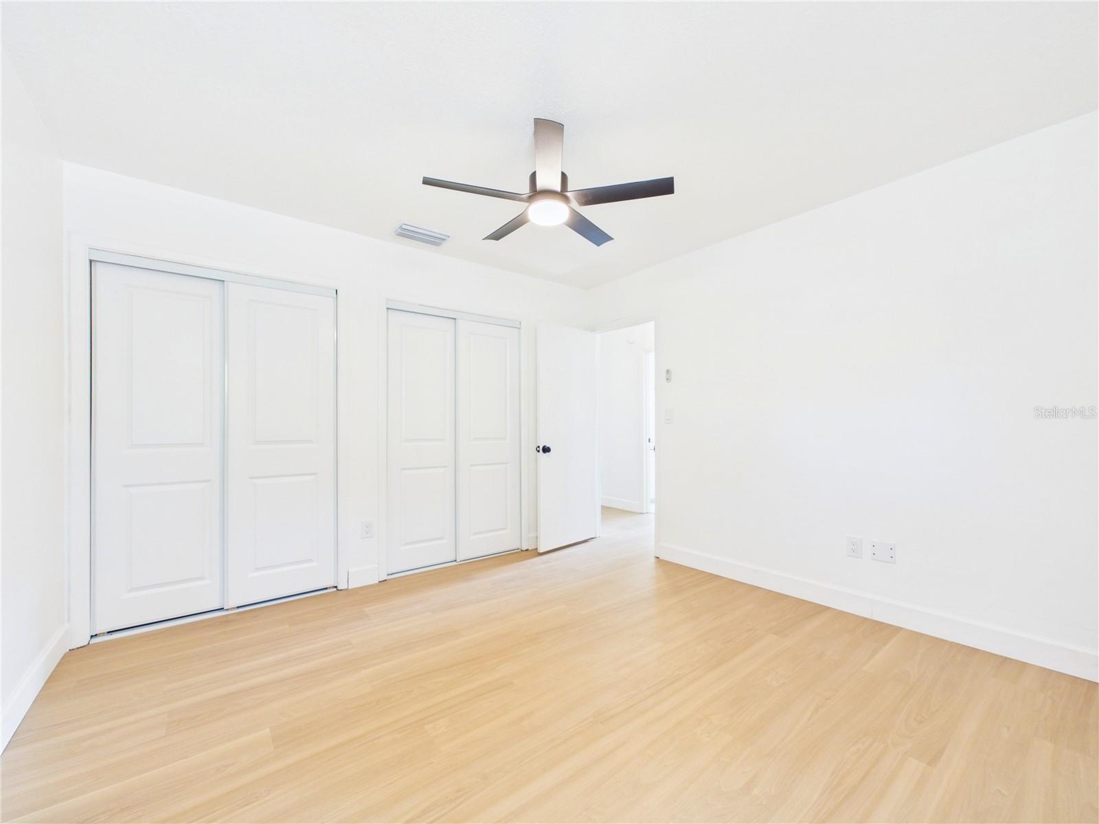 404 6TH AVE NW, LARGO, FL, 33770