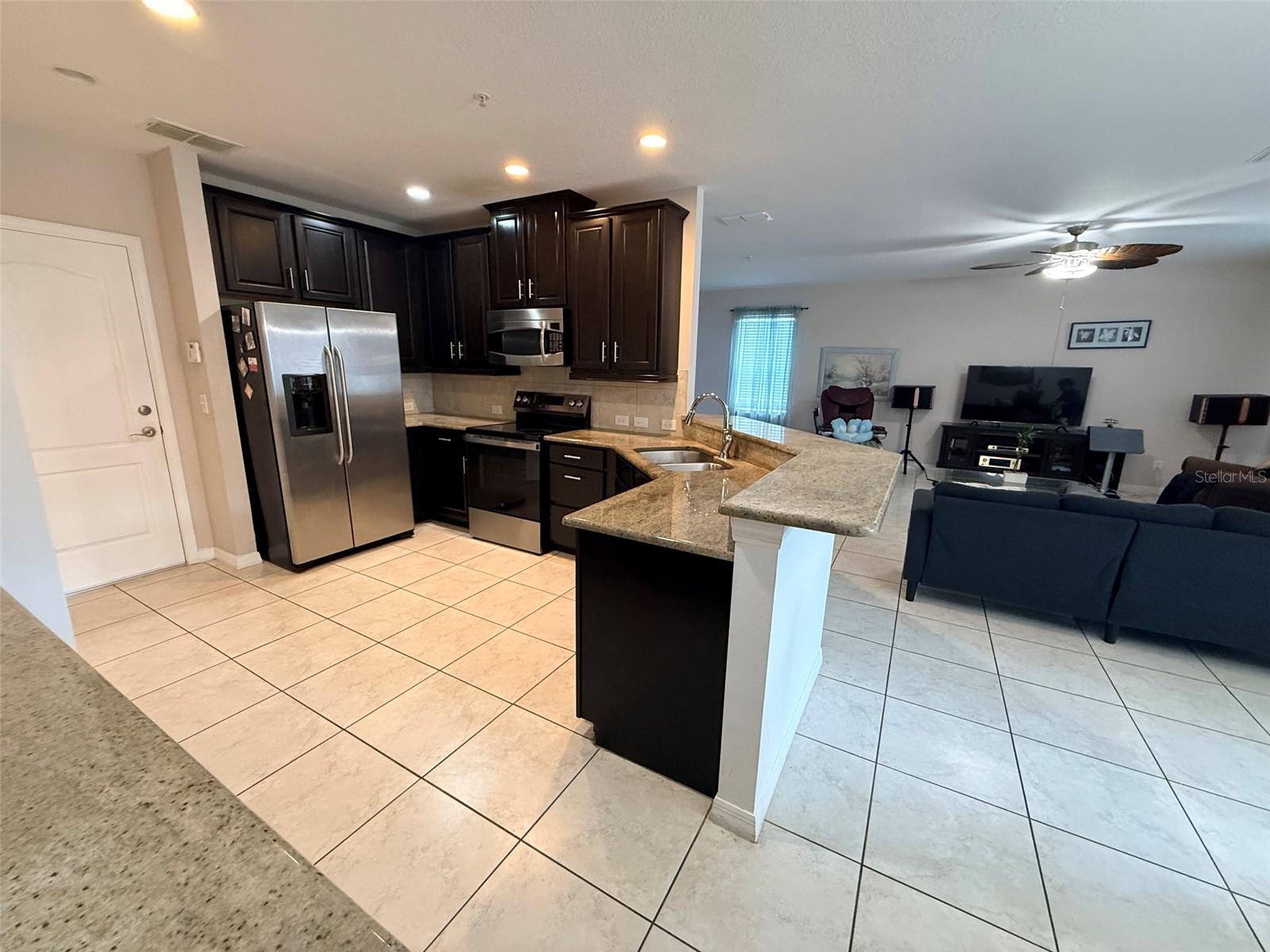 2084 WATER TUPELO WAY, OCOEE, FL, 34761