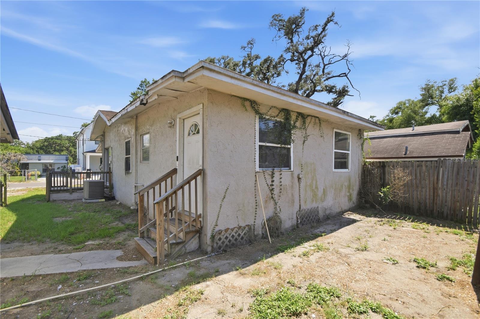 1406 E LOUISIANA AVE, TAMPA, FL, 33603