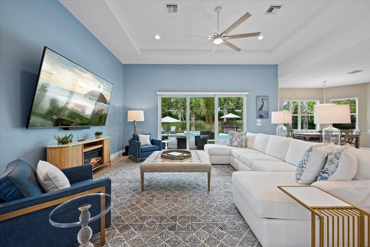 9236 CRESTVIEW CIR, PALM BEACH GARDENS, FL, 33412