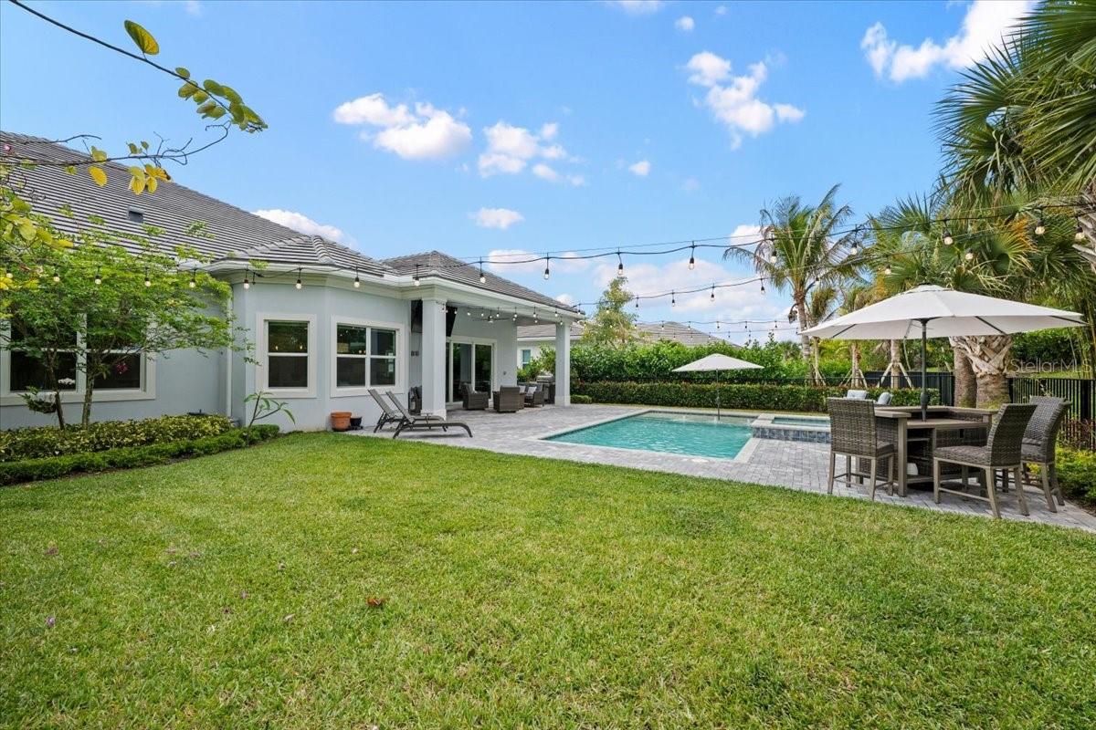 9236 CRESTVIEW CIR, PALM BEACH GARDENS, FL, 33412
