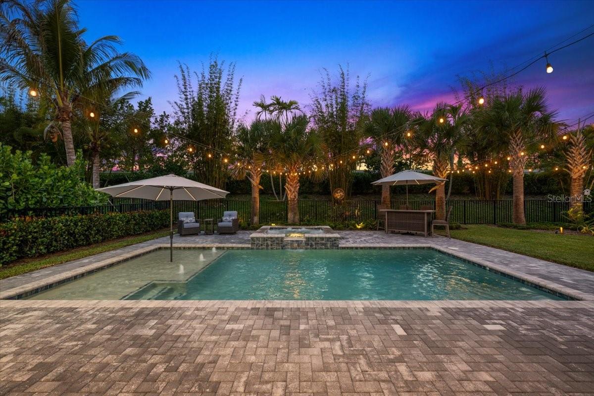 9236 CRESTVIEW CIR, PALM BEACH GARDENS, FL, 33412