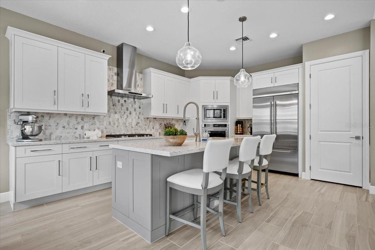 9236 CRESTVIEW CIR, PALM BEACH GARDENS, FL, 33412