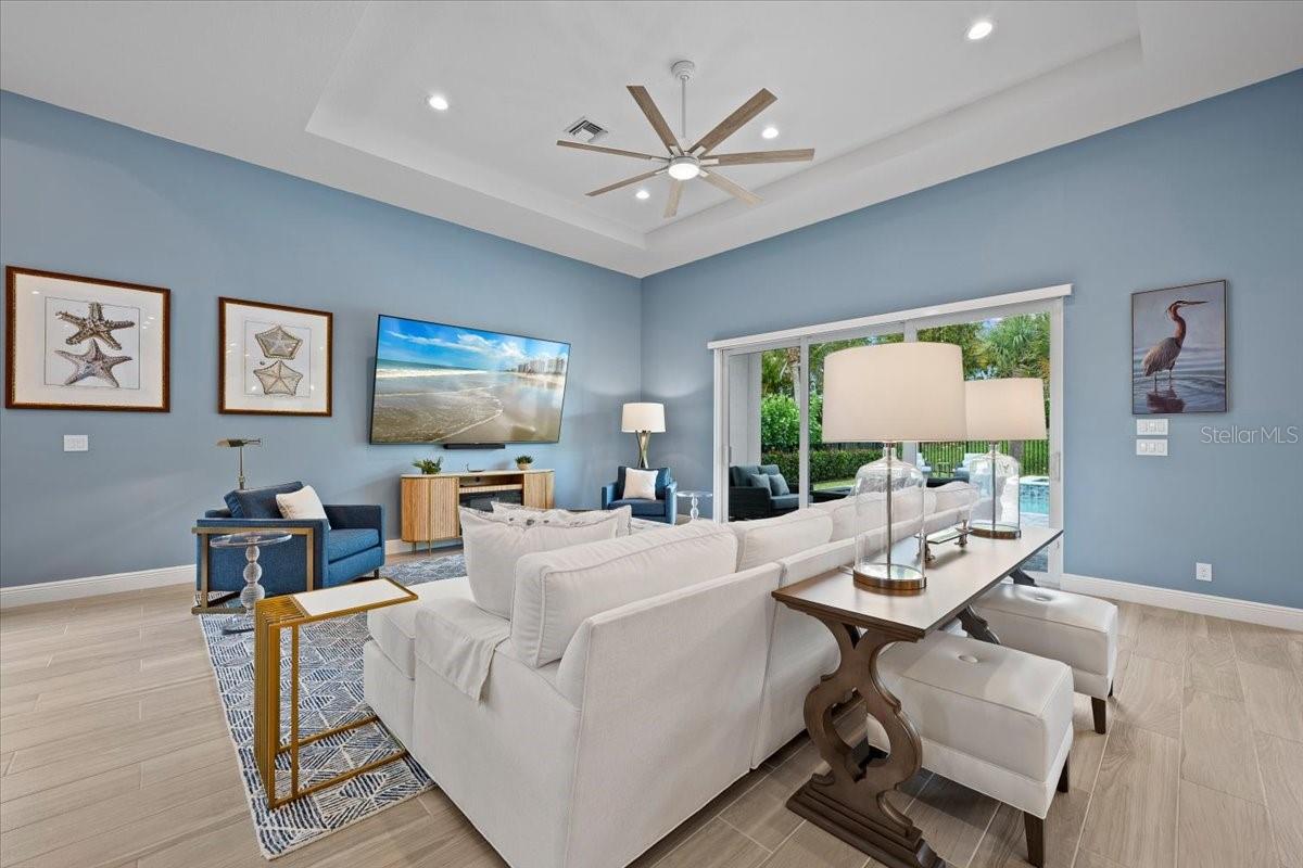 9236 CRESTVIEW CIR, PALM BEACH GARDENS, FL, 33412