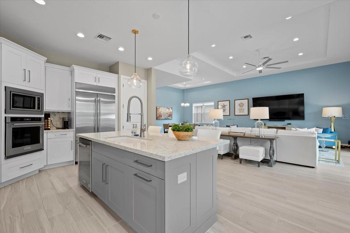 9236 CRESTVIEW CIR, PALM BEACH GARDENS, FL, 33412