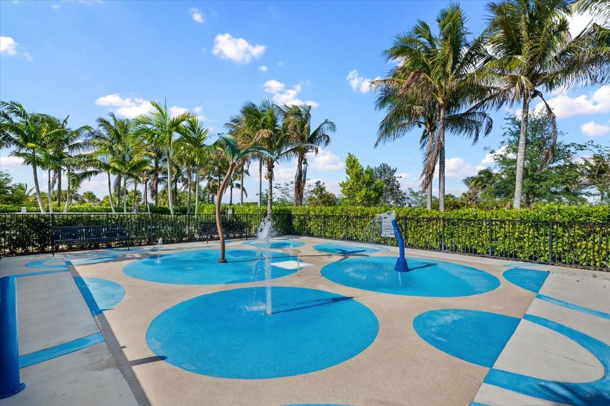 9236 CRESTVIEW CIR, PALM BEACH GARDENS, FL, 33412