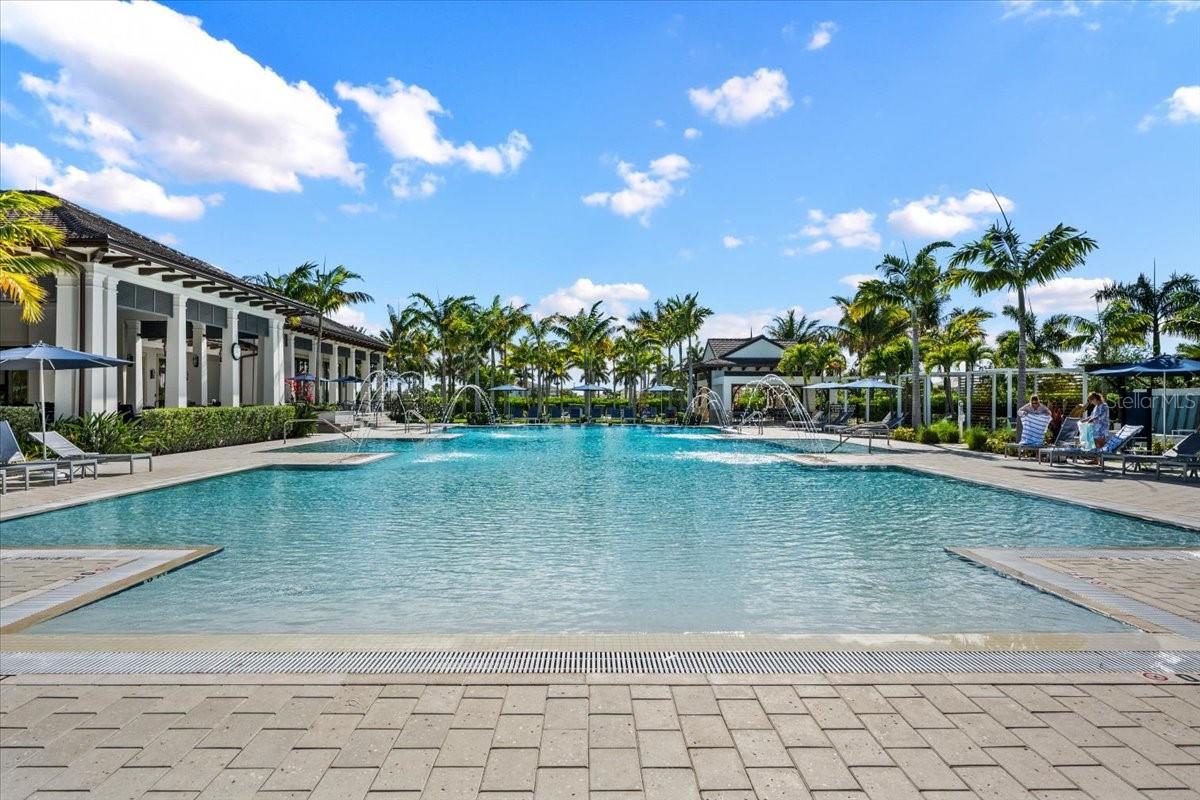 9236 CRESTVIEW CIR, PALM BEACH GARDENS, FL, 33412