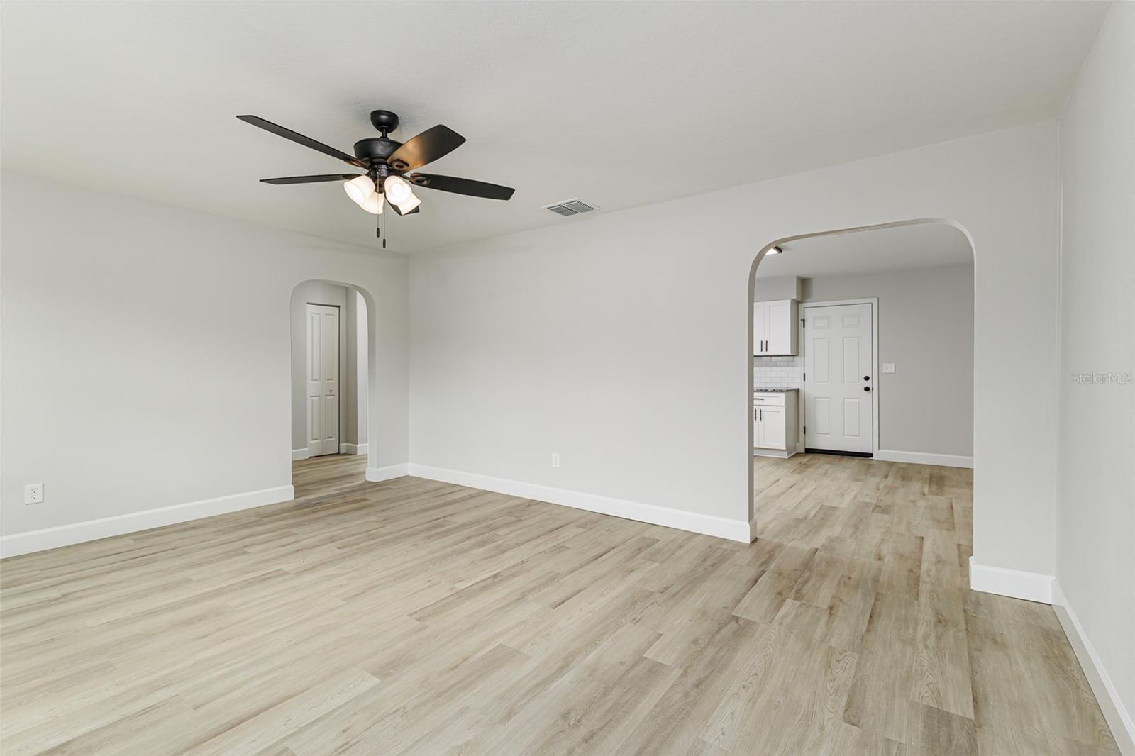 1201 N GALLOWAY RD, LAKELAND, FL, 33810